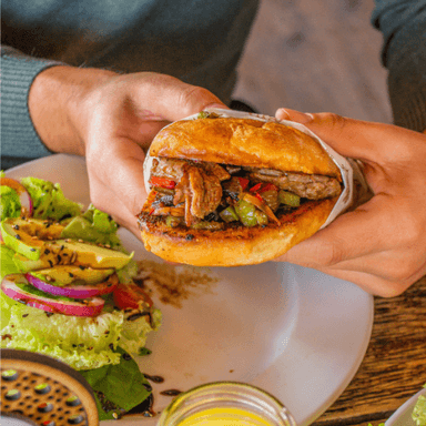 Torta de Arrachera