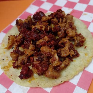 Taco Pastor con Longaniza