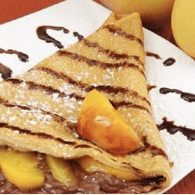 Crepa de Duraznos con Cajeta