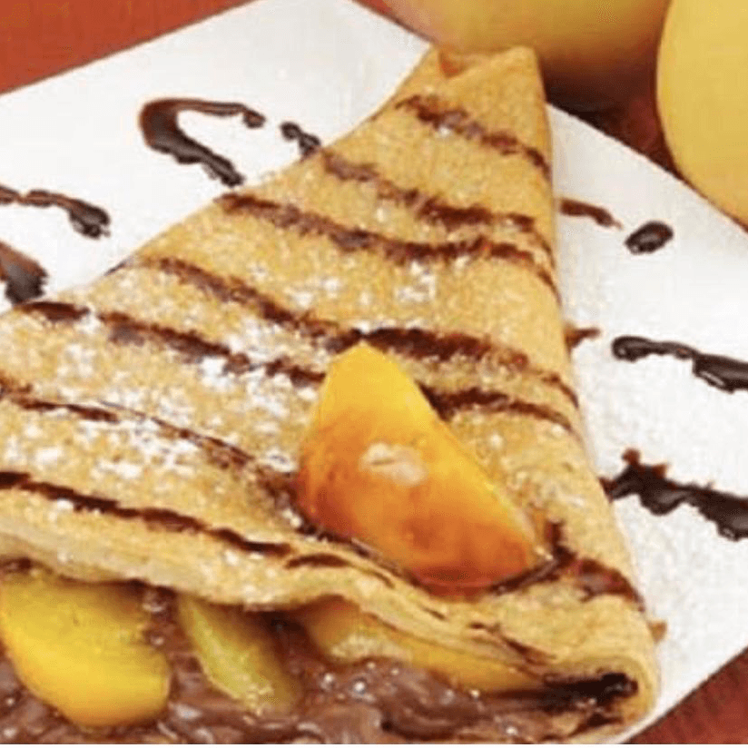 Crepa de Duraznos con Cajeta