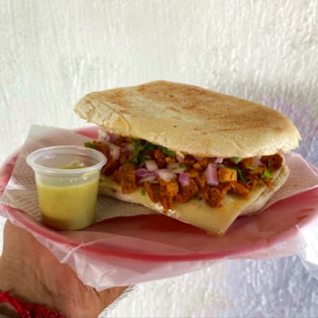 Torta de Carne Adobada con Queso