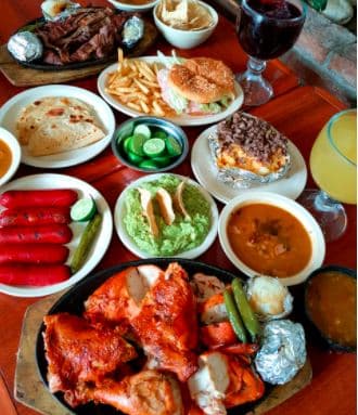 Pollos Asados Los Enríquez (Bustamante)