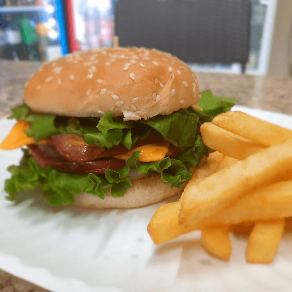 Combo-Hamburguesa Doña Tina+Papas+Bedida Gaseosa