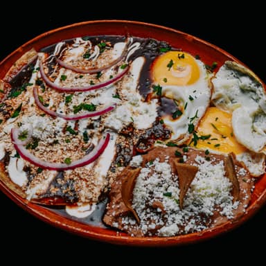 Chilaquiles Rellenos con promo