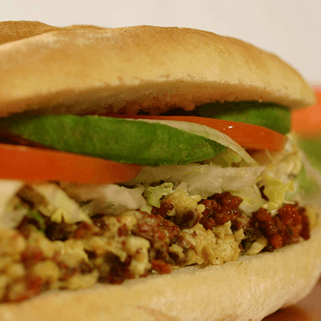 Torta de Huevo con Chorizo