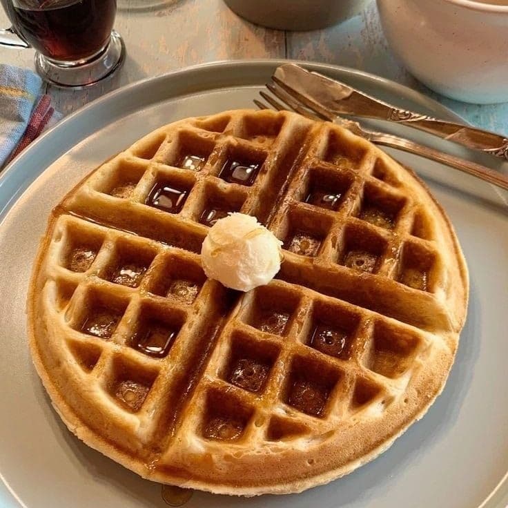 Combo Waffle Sencillo + Café del Día