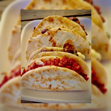 Maiz Taco de Chicharron