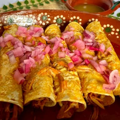 Taco Enrollado de Cochinita