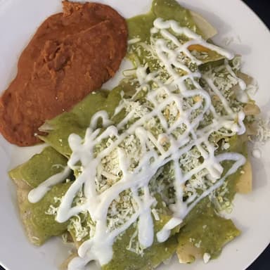 CHILAQUILES TUMBADOS