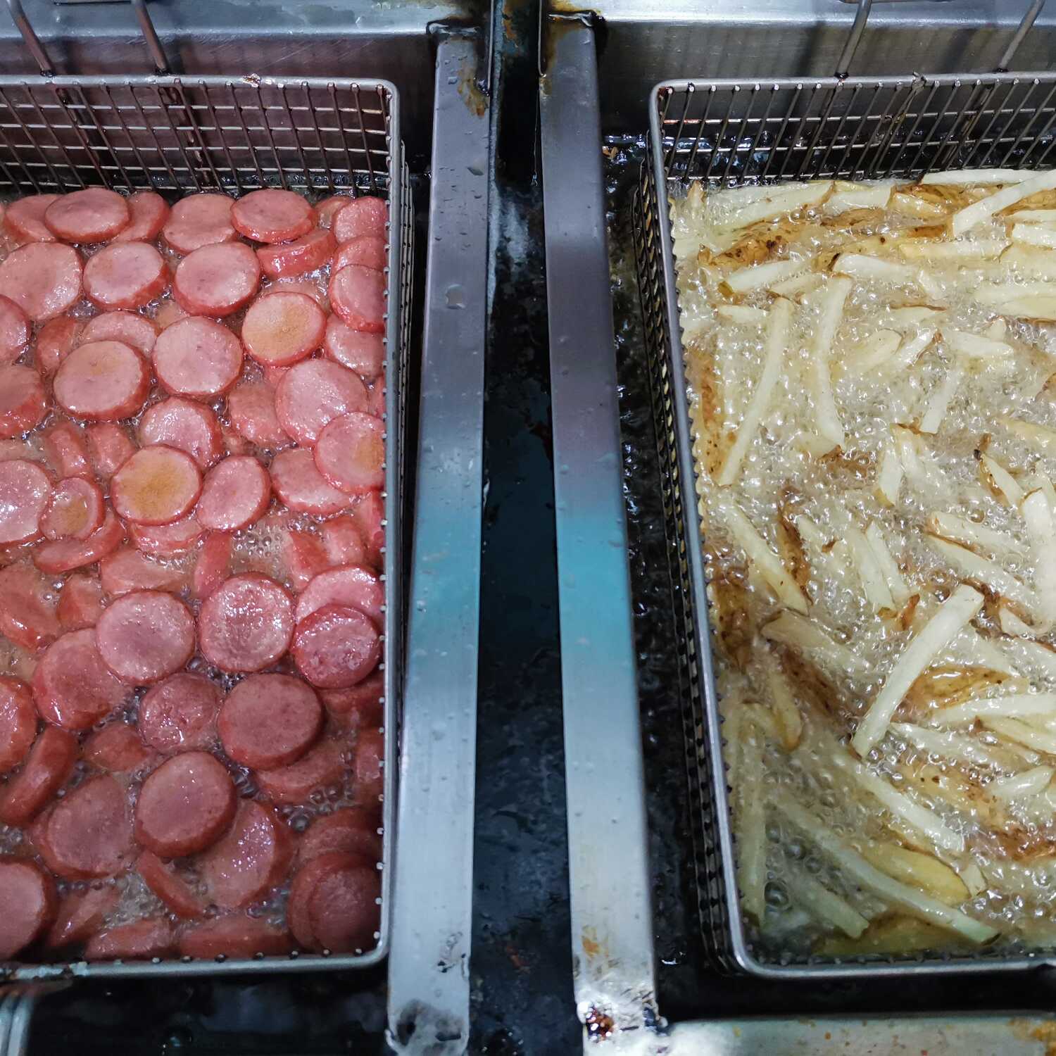 Salchipapas