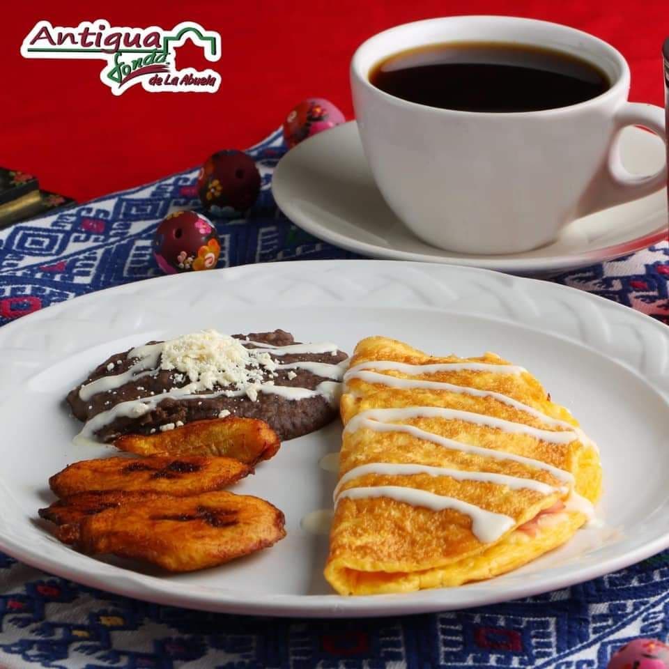 Omelette con Jamón y Queso