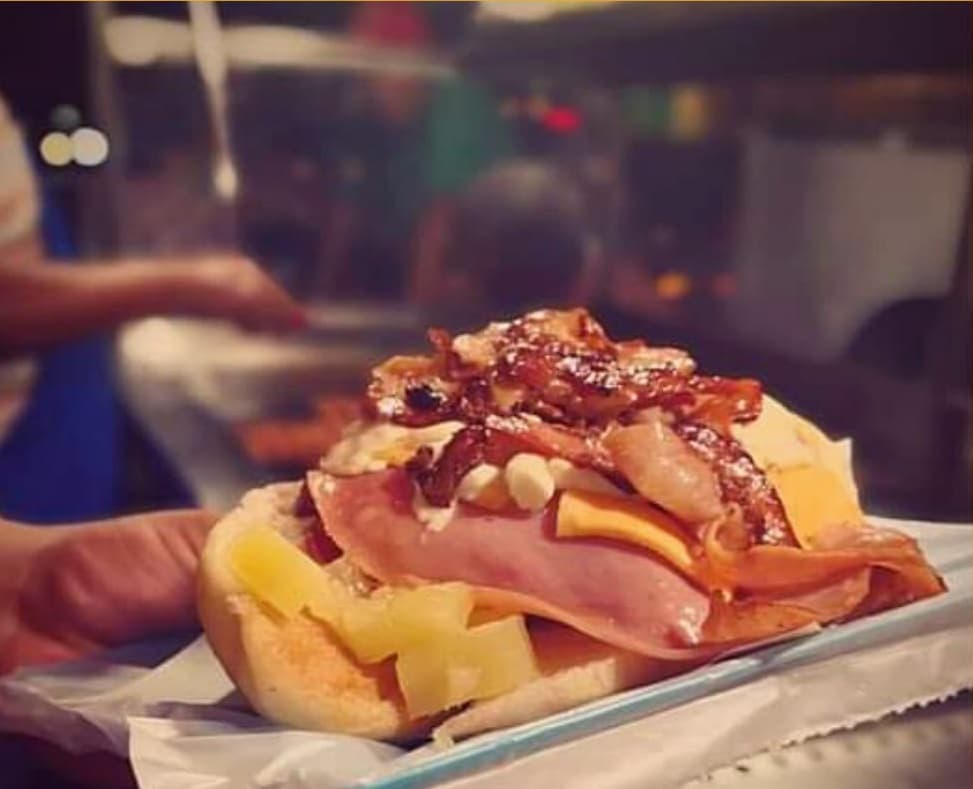 Hot-Dog Y Hamburguesas El Italiano