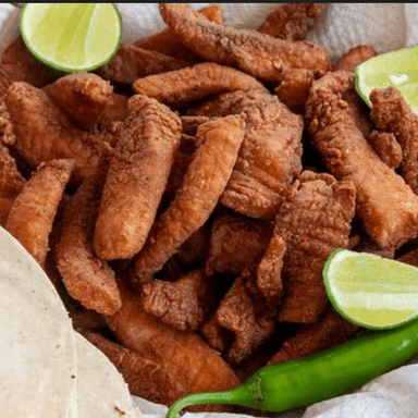 Chicharrón de Pescado(especialidad de la Casa)
