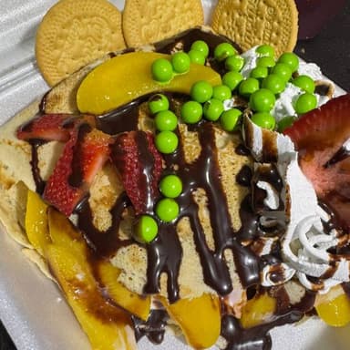 Crepa de Durazno en Almibar con Fresa