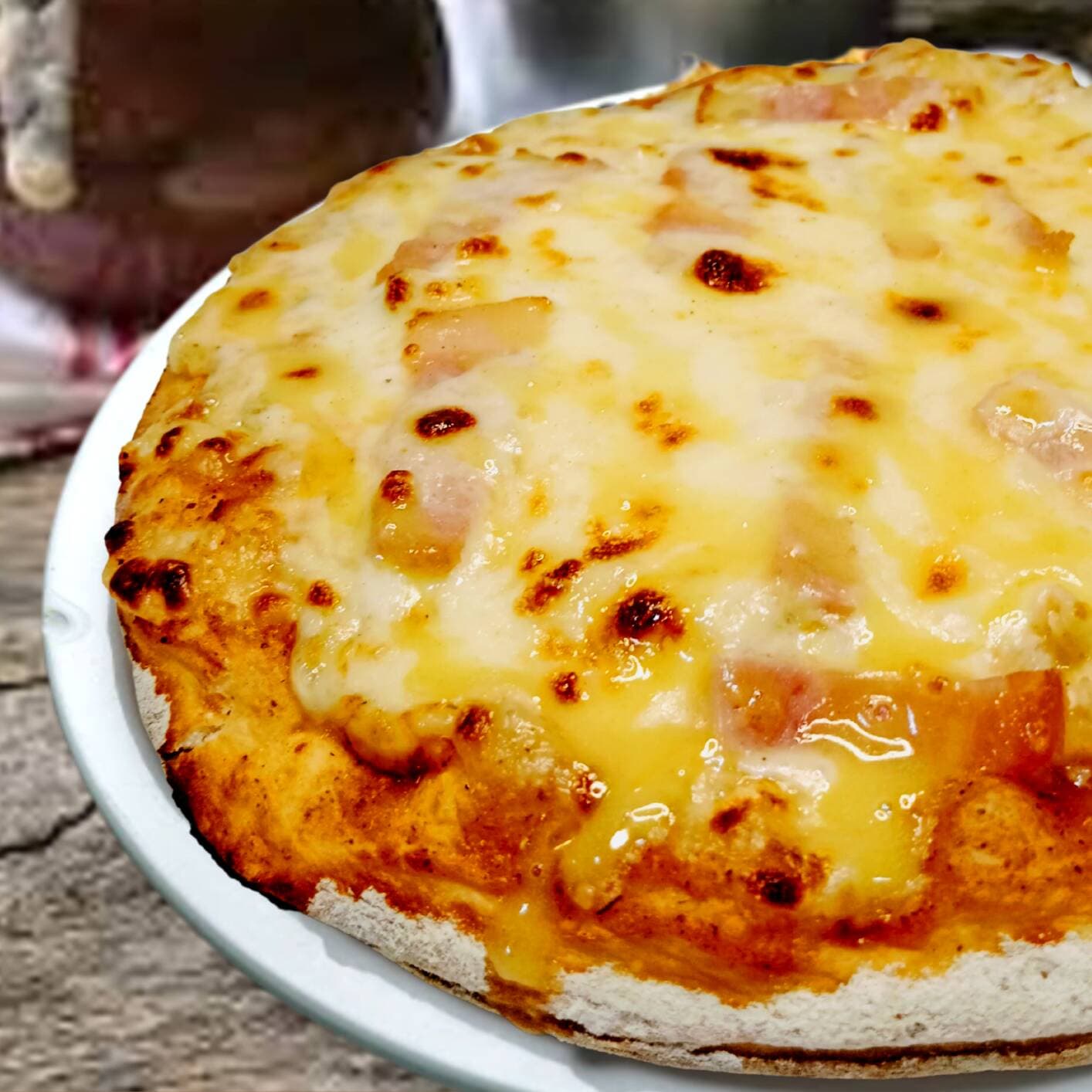 Pizza Pollo Tocineta Miel Mostaza