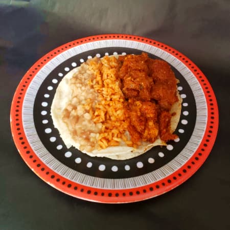Chicharron en Salsa Roja