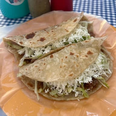 Tortilla de Harina con Deshebrada