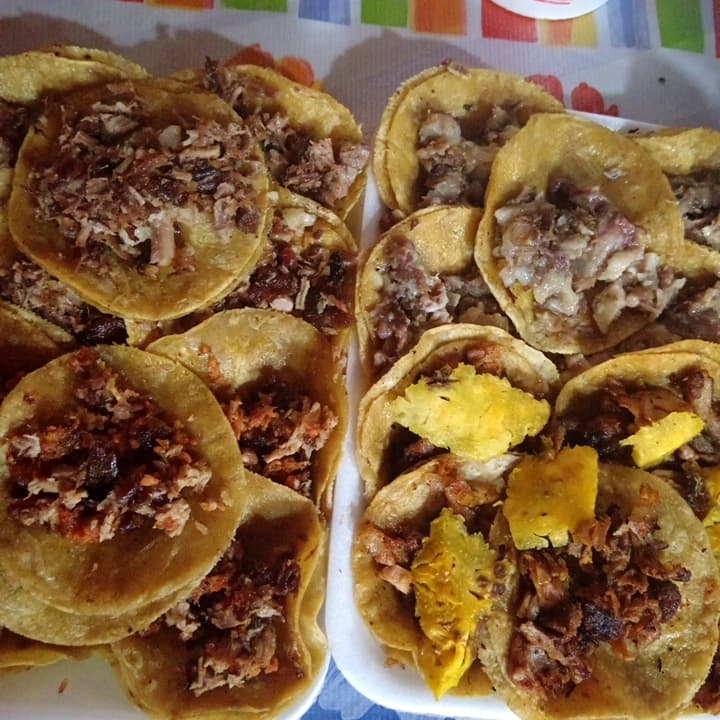 COMBO * 20 Tacos + 2 Coca Cola 600 ml