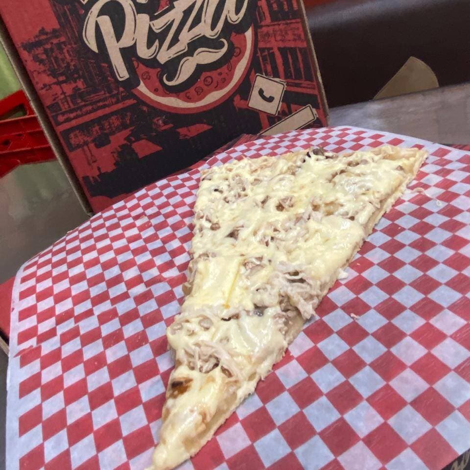 Porción de Pizza Pollo con Champiñón