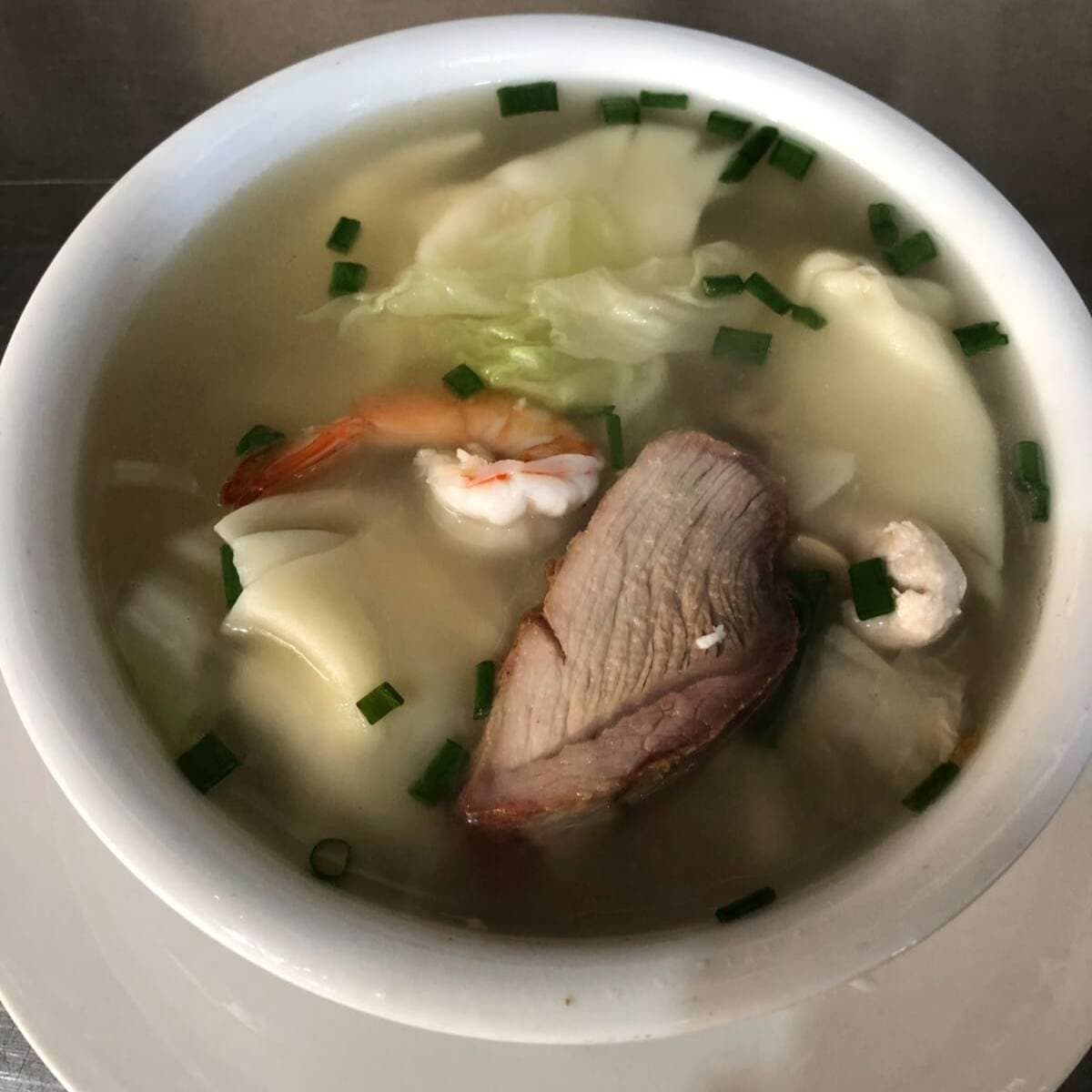 Sopa Wantán Especial