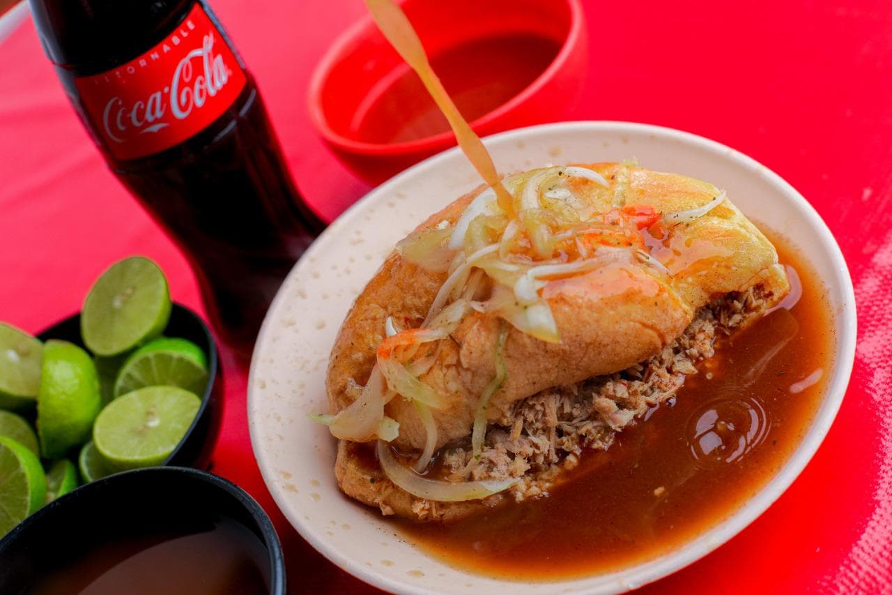 la Ahogadita Tortas Y Tacos