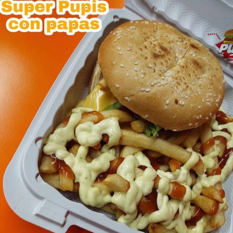 Hamburguesa Súper Pupis con Papas