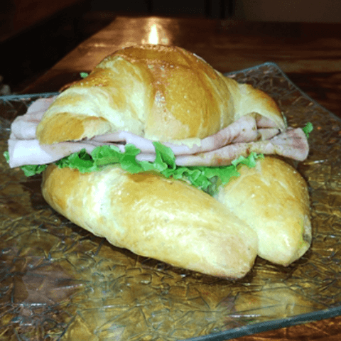 Cuernito de Jamon