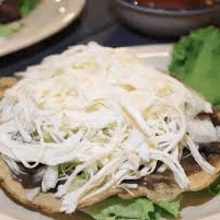 TOSTADAS DE QUESILLO