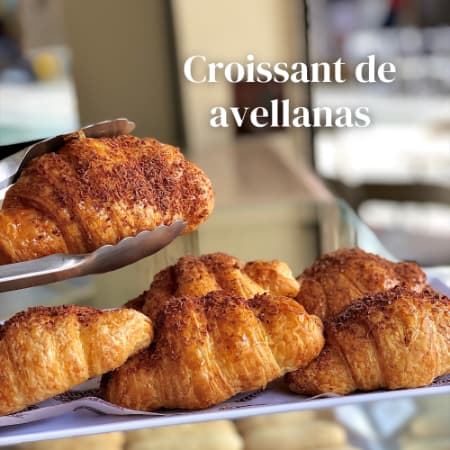 Croissant de avellanas