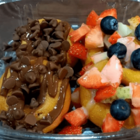 7 Mini Donas con Frutas y Leche Condensa