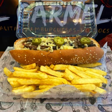 HOT-DOG ESPECIAL DE CHAMPIÑON SALTEADO CON PAPAS