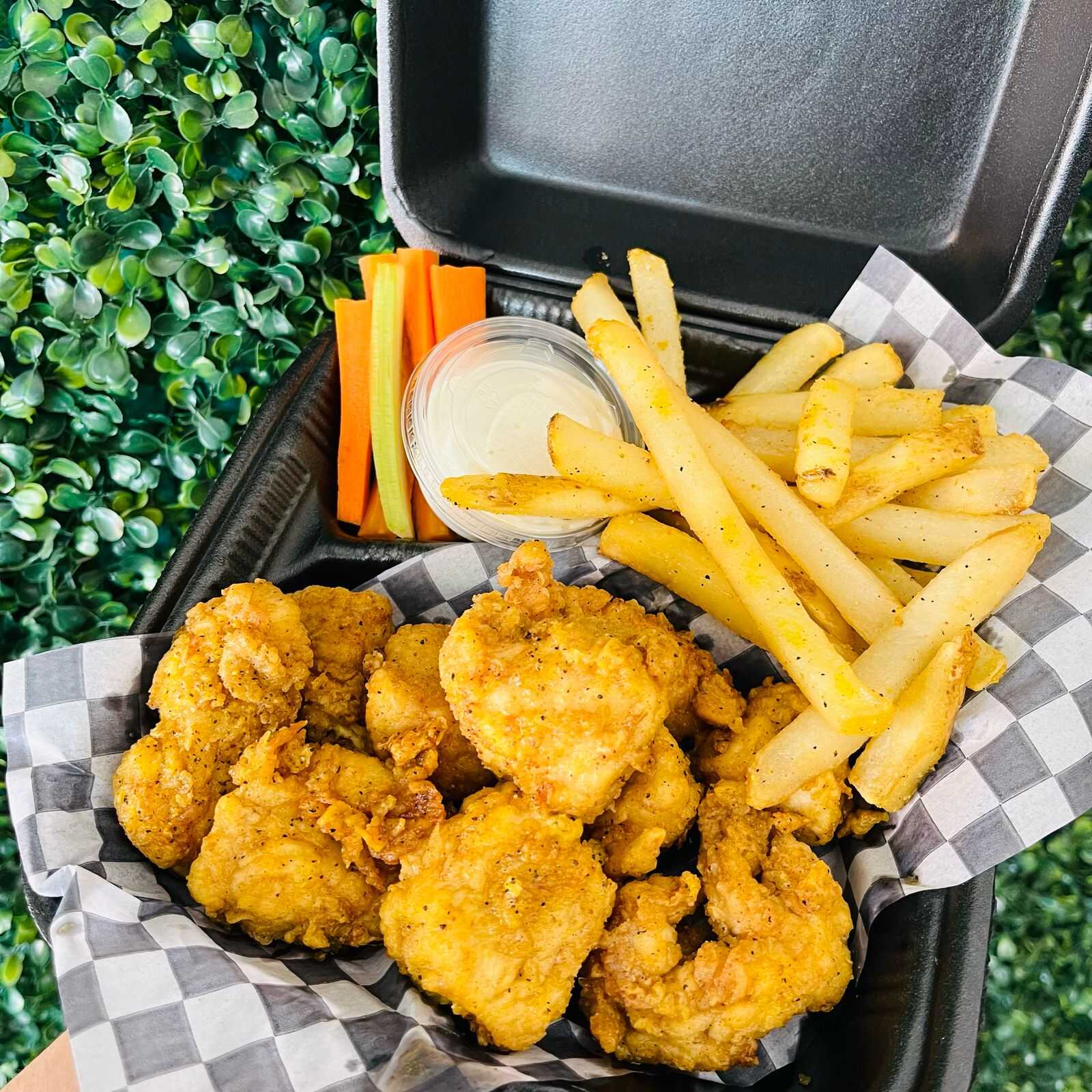 10 Boneless con Papas