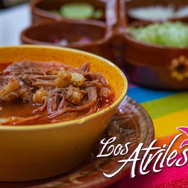 Pozole Rojo de Pollo