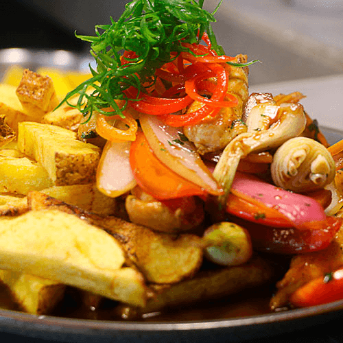 Pollo Saltado