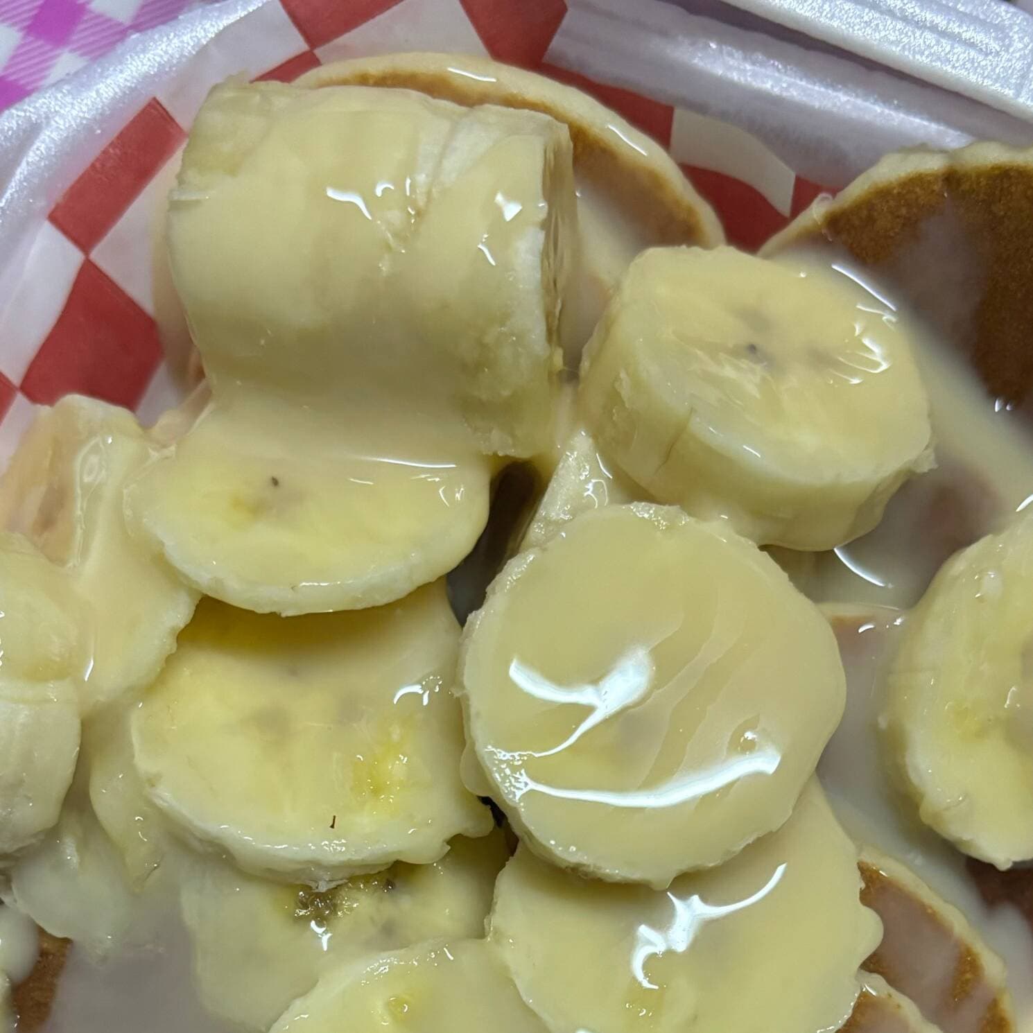 MINI HOTCAKES CON LECHERA