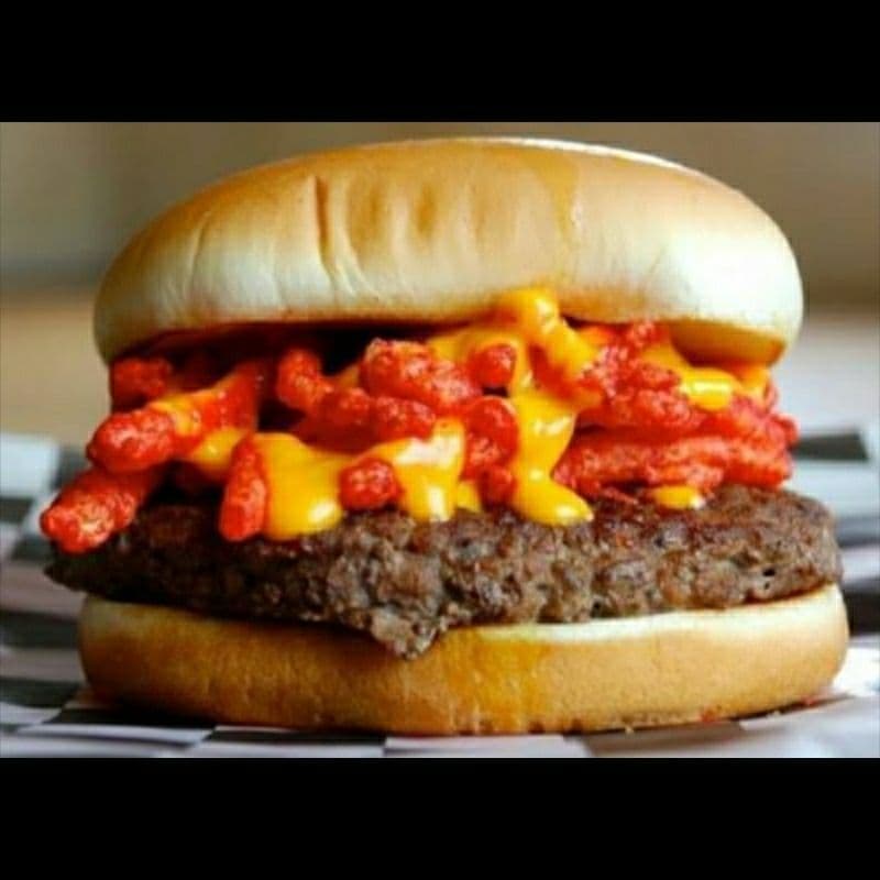 BURGUER CHEETOS FLAMIN HOT