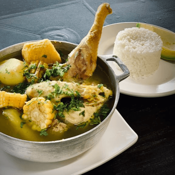 Sancocho de Gallina Criolla Grande