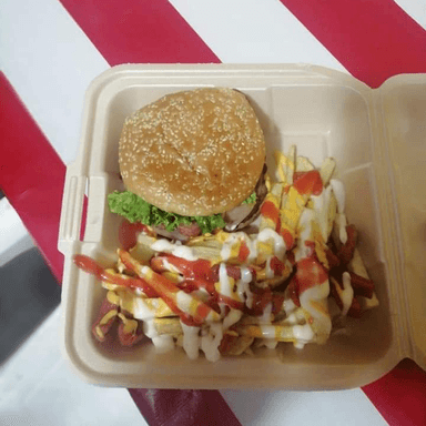 HAMBURGUESA CON PAPAS