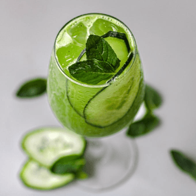 Limonada Hierbabuena y Pepino