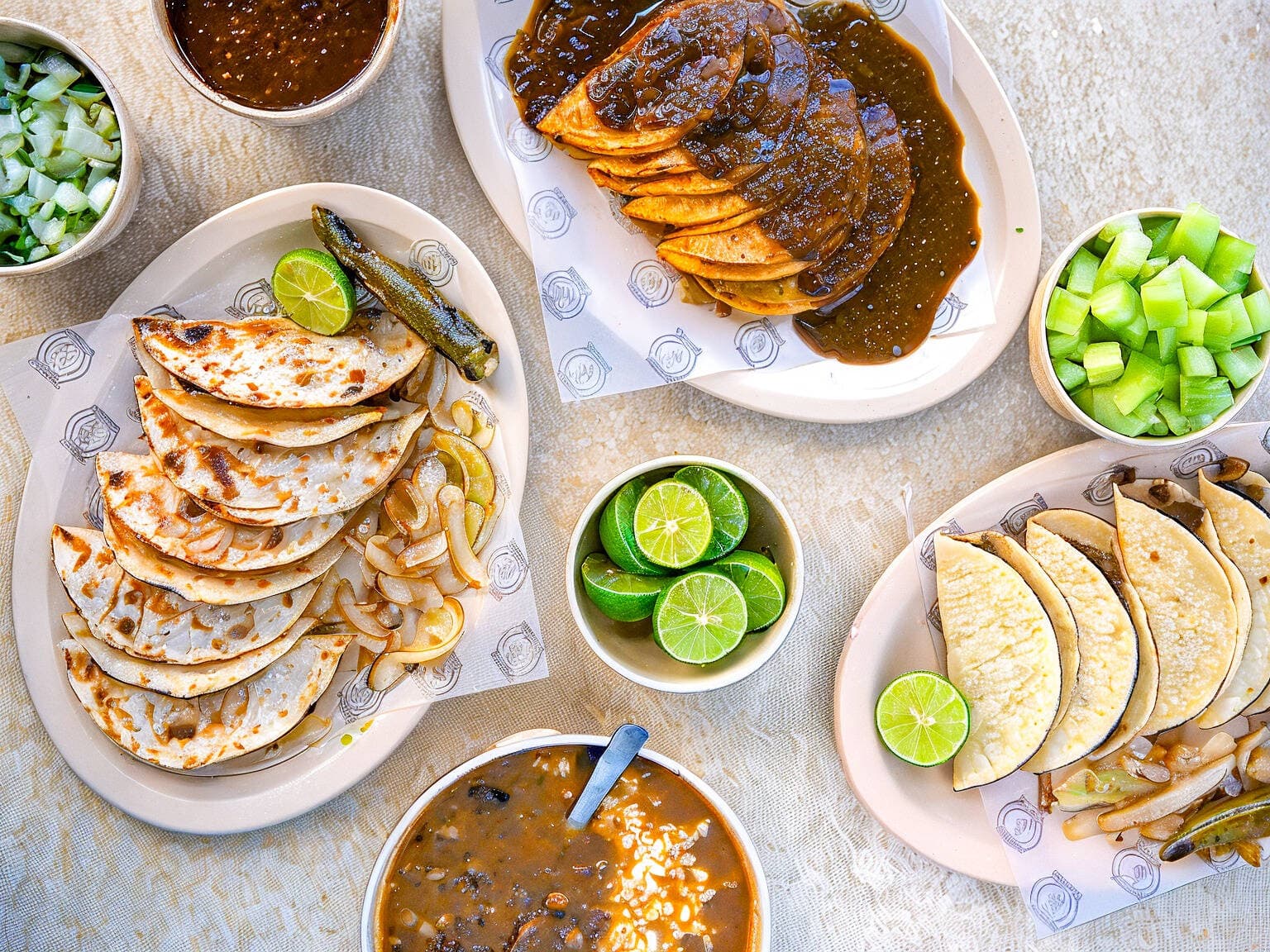 Tacos Yeyo's