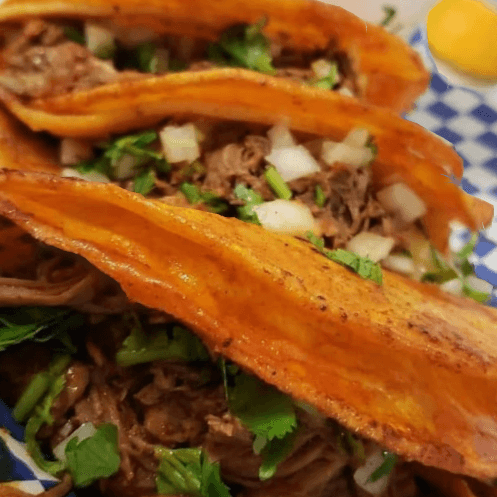 Taco Dorado de Barbacoa