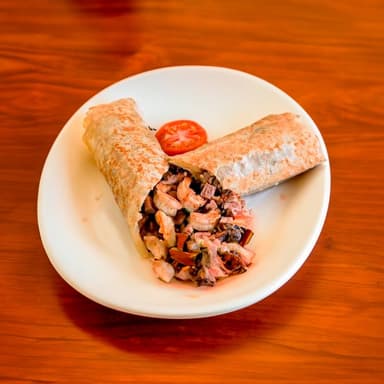 Burrita de carne y camarones