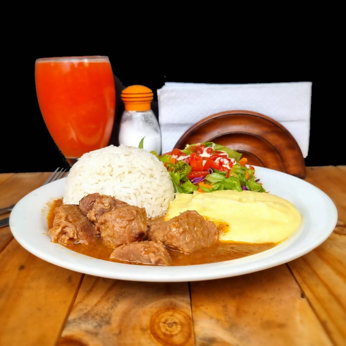 CARNE EN SALSA