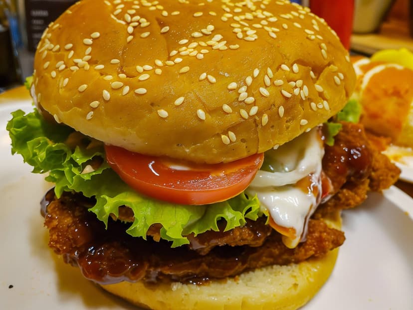 Uh ! Lalá! Pizza y Hamburguesa