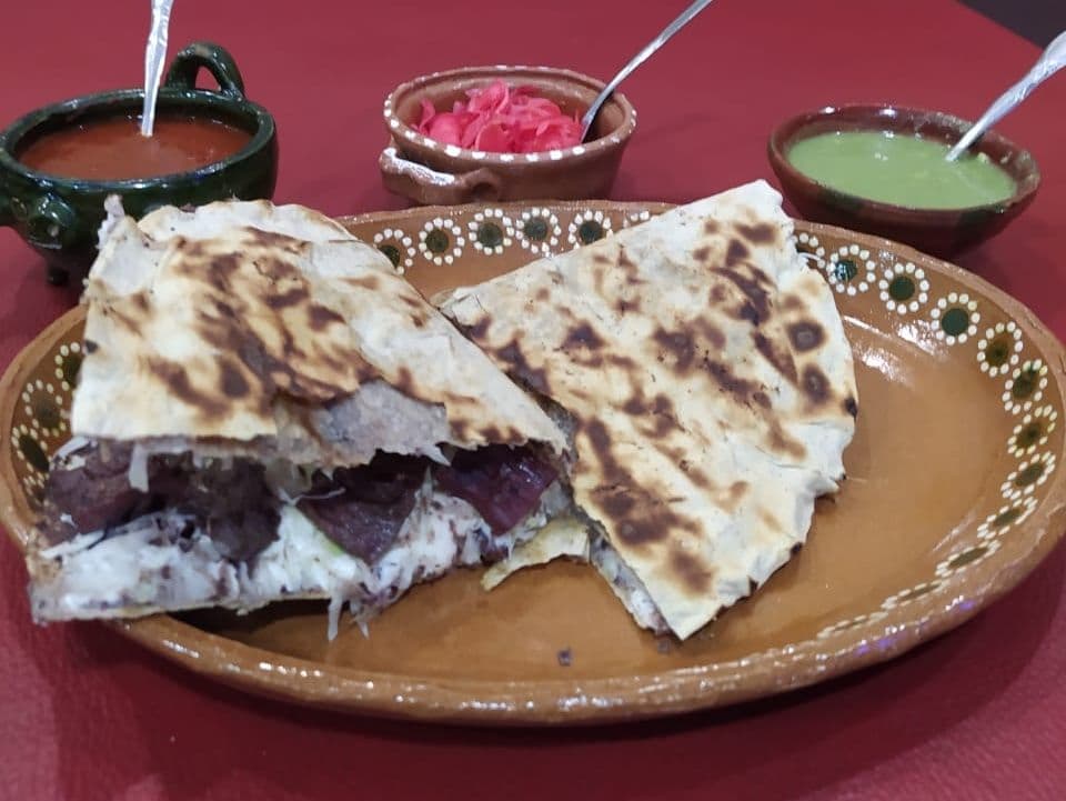 Tlayuda de Tasajo