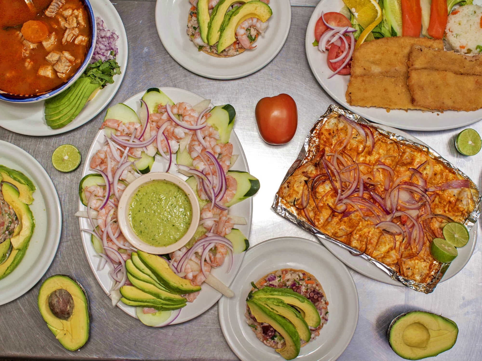 Tacos y Mariscos El Grajo