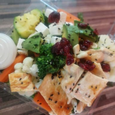 POLLO CON VERDURAS AL VAPOR
