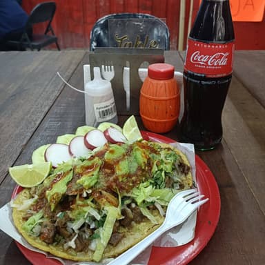 Huarache de adobada