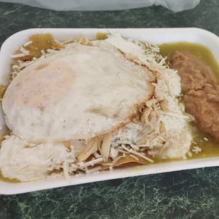 chilaquiles con Huevo
