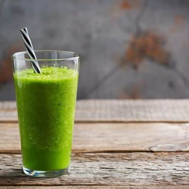 Jugo  Verde con Naranja